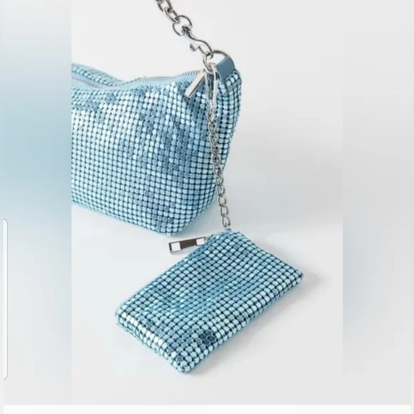 Urban Outfitters New Freya Blue Chainmail Shoulder bag w/Key pouch NEW - Picture 3 of 5